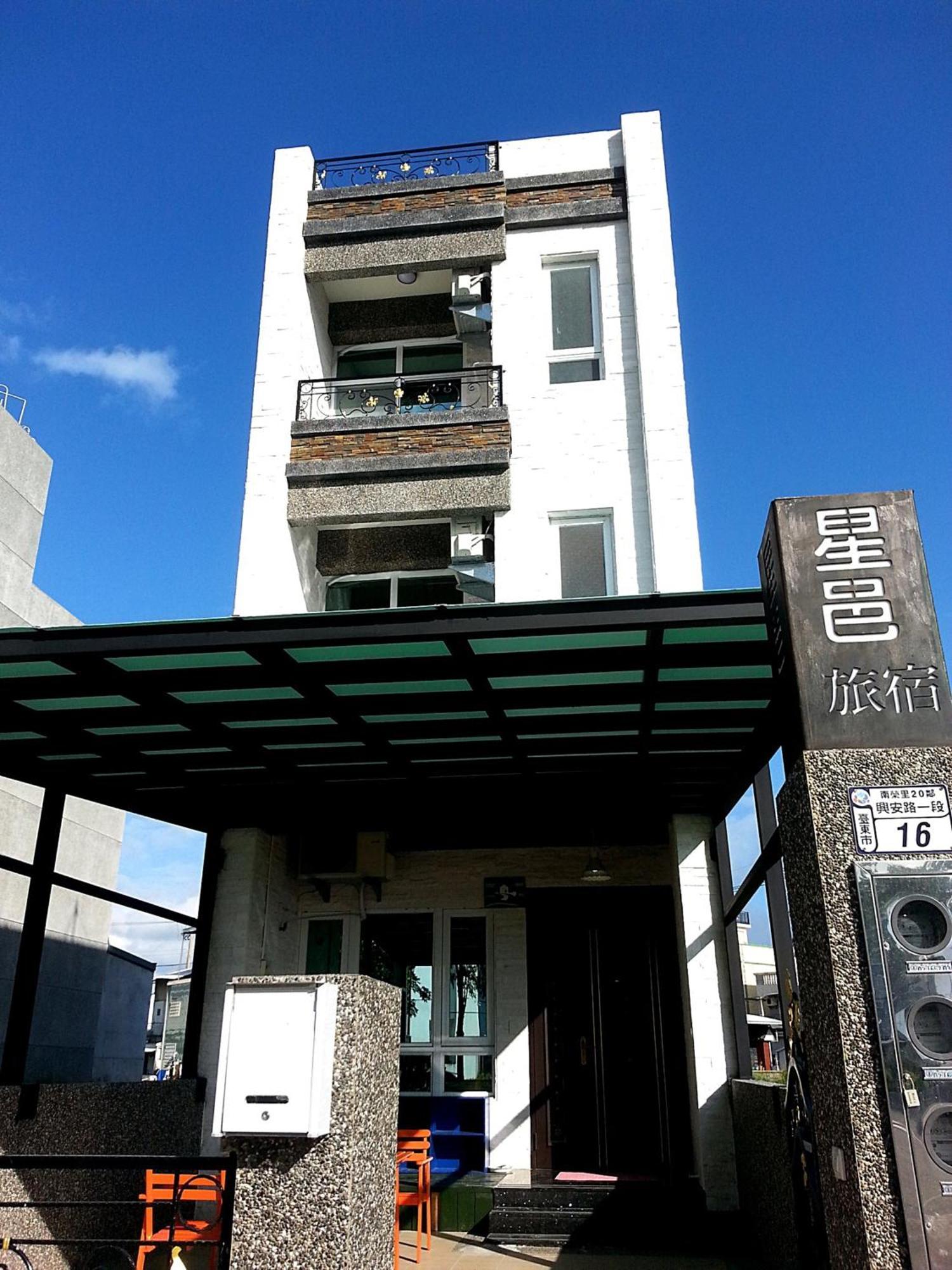 I Star Bed And Breakfast Taitung Exterior photo